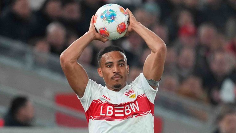 Jamie Leweling fehlt dem VfB Stuttgart wegen muskulärer Probleme.