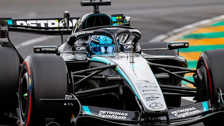 George Russell (Mercedes) fliegt in Melbourne zur Pole.