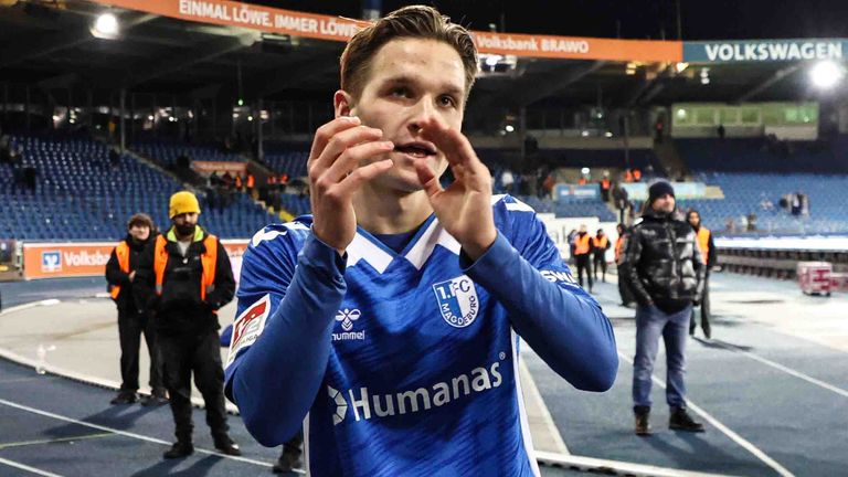 Albert Millgramm streift sich in der nächsten Saison das Trikot vom SC Paderborn über.