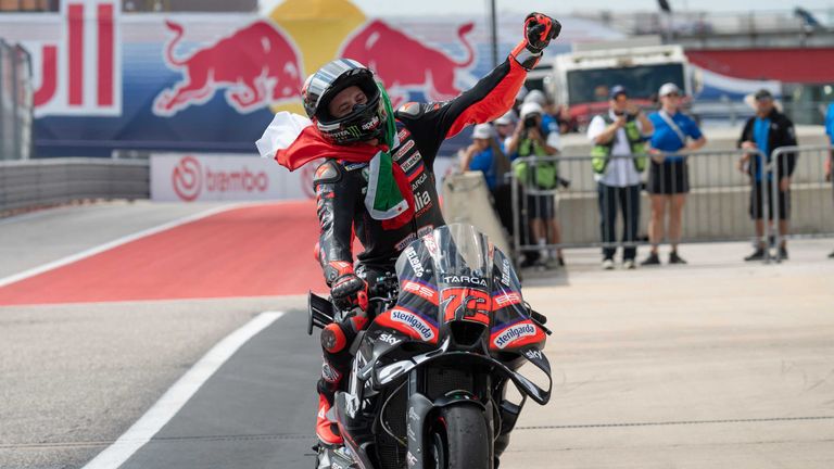 Aprilia-Pilot Marco Bezzecchi holt sich den nächsten Saisonsieg beim GP in den USA. 