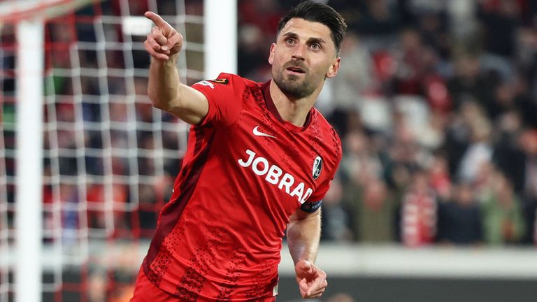 Freiburg schlägt Genk und steht auch dank Grifos Rekordtreffer erstmals im Viertelfinale der Europa League.