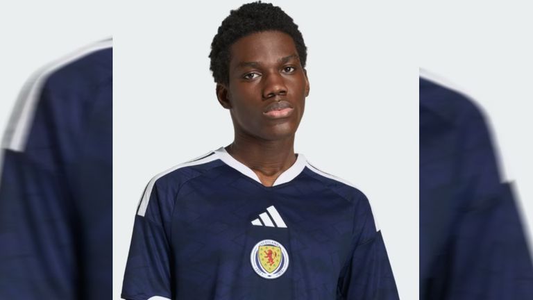 SCHOTTLAND: Heimtrikot - (Quelle: FIFA Store)