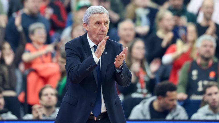 Pesic steht seit 2025 erneut an der Seitenlinie vom FCB. Er trainierte das Team bereits von 2012 bis 2016