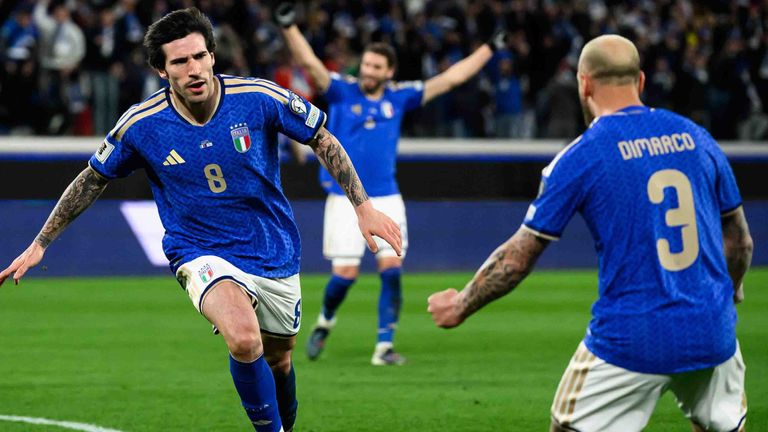 Sandro Tonali trifft zum Sieg Italiens gegen Nordirland.