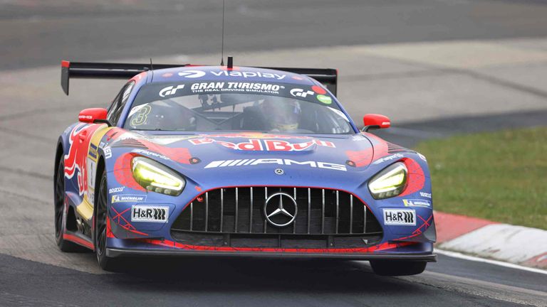 Max Verstappen gewinnt auch sein zweites Rennen auf dem Nürburgring.