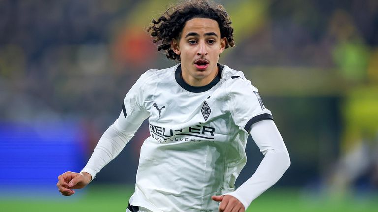 Youngster Wael Mohya steht gegen den FC St. Pauli in der Startelf von Borussia Mönchengladbach.