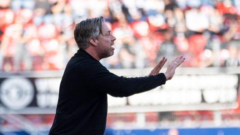 Wimmer war rund 8 Monate Cheftrainer beim Jahn Regensburg