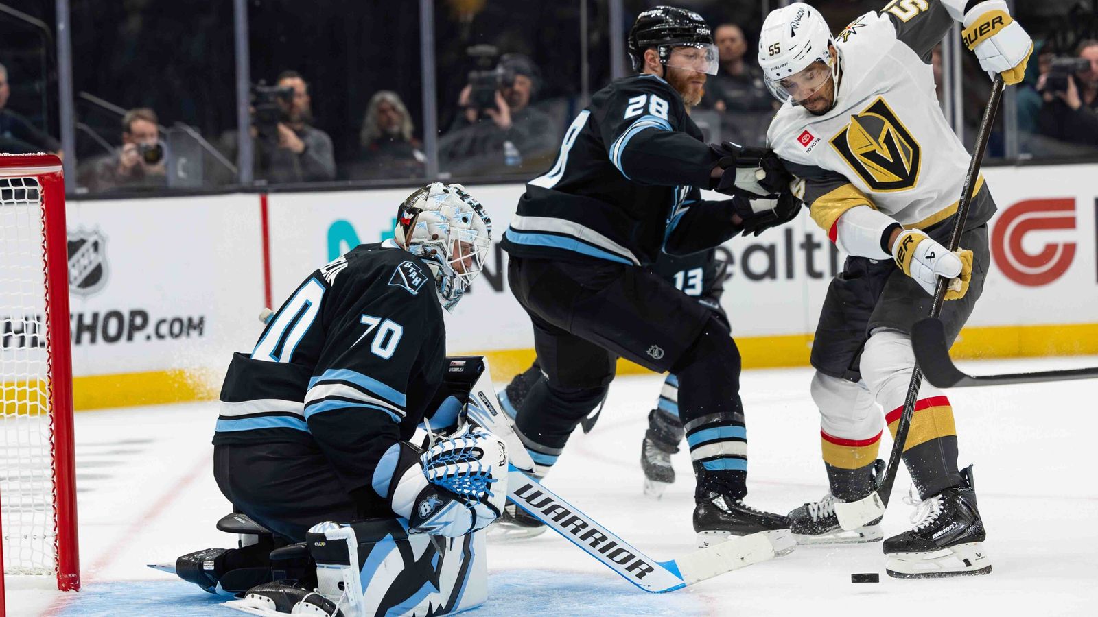 Utah Mammoth mit Peterka verliert gegen Vegas Golden Knights | NHL News ...