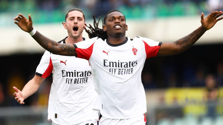 Die AC Mailand gewinnt in Verona.