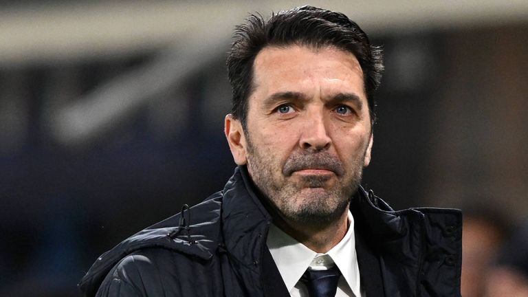 Buffon ist nach der Blamage von Bosnien zurückgetreten.