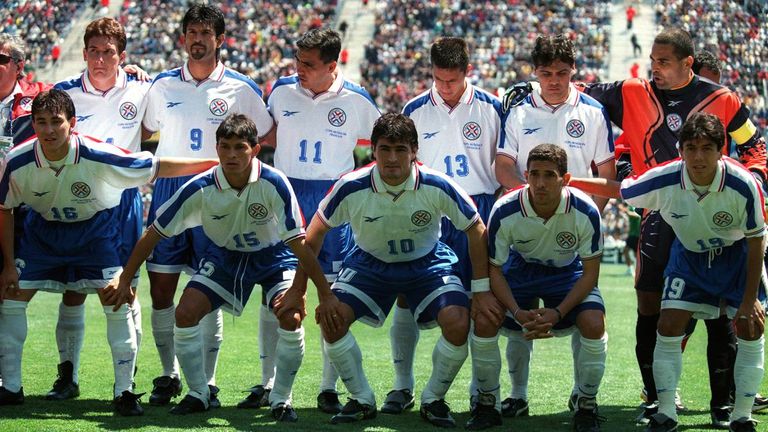 PLATZ 9: Bei einem Gruppenspiel bei der WM 1998 zwischen Nigeria und Paraguay viel nach 52 Sekunden das erste Tor.