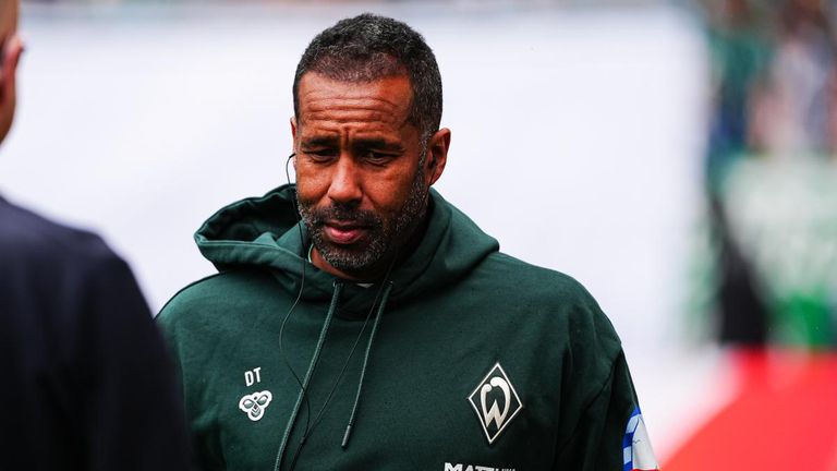 Daniel Thioune  ist seit Februar 2026 an der Seitenlinie von SV Werder Bremen.