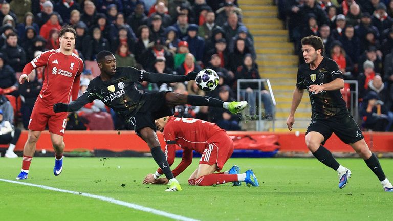 Ousmane Dembele erzielt gegen Liverpool einen Doppelpack.