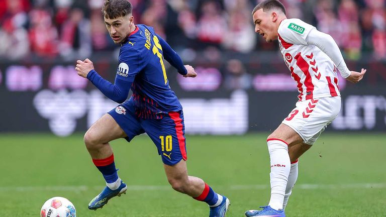 Brajan Gruda (l.) und Said El Mala empfehlen sich mit guten Leistungen in ihren Vereinen.