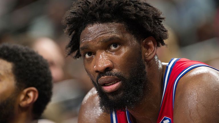 Joel Embiid wird den Philadelphia 76ers vorerst fehlen.