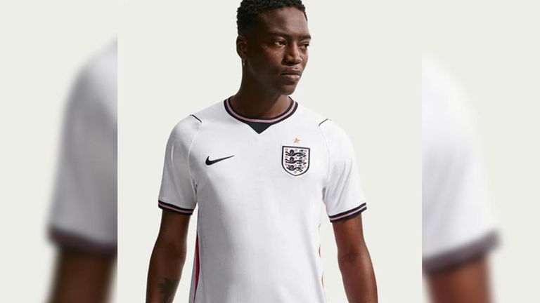 ENGLAND: Heimtrikot (Quelle: FIFA Store)