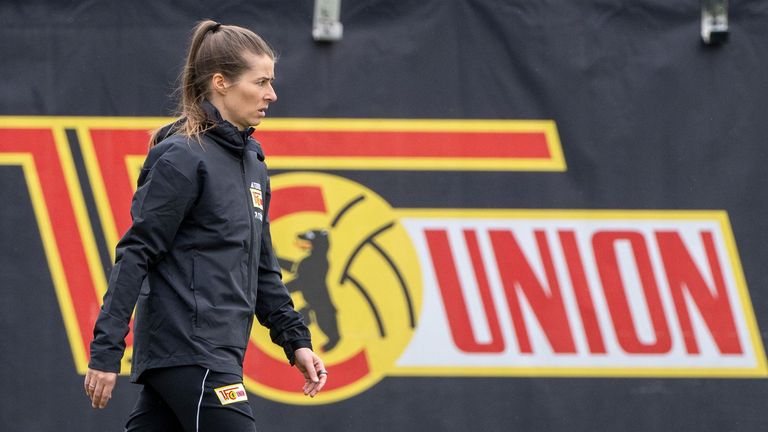 Unions neue Cheftrainerin Marie-Louise Eta fokussiert sich voll auf ihre sportliche Rolle.