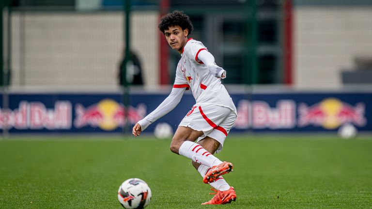 Faik Sakar steht vor einem Wechsel zum FC Augsburg.