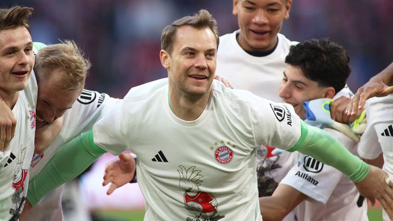 Manuel Neuer hat mit dem FC Bayern seine 13. Deutsche Meisterschaft gewonnen - Rekord!