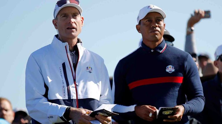 Jim Furyk (l.) wird Ryder-Cup-Kapitän des US-Teams gegen Europa.