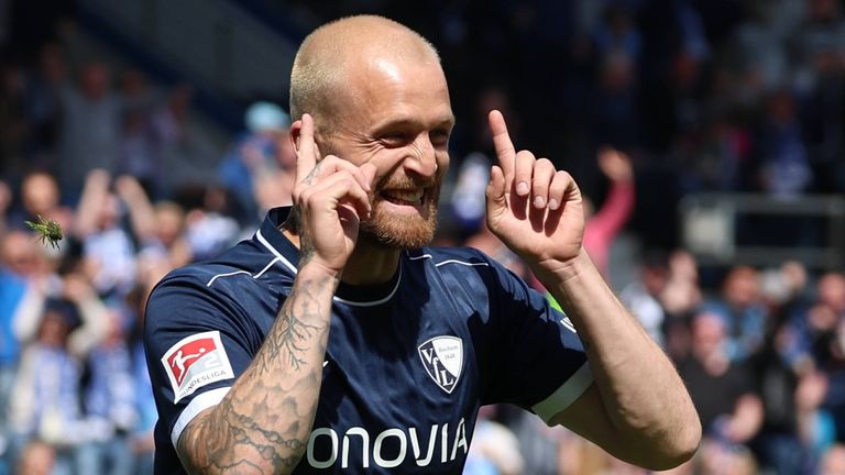 Philipp Hofmann erzielt gegen Fürth einen Doppelpack. 