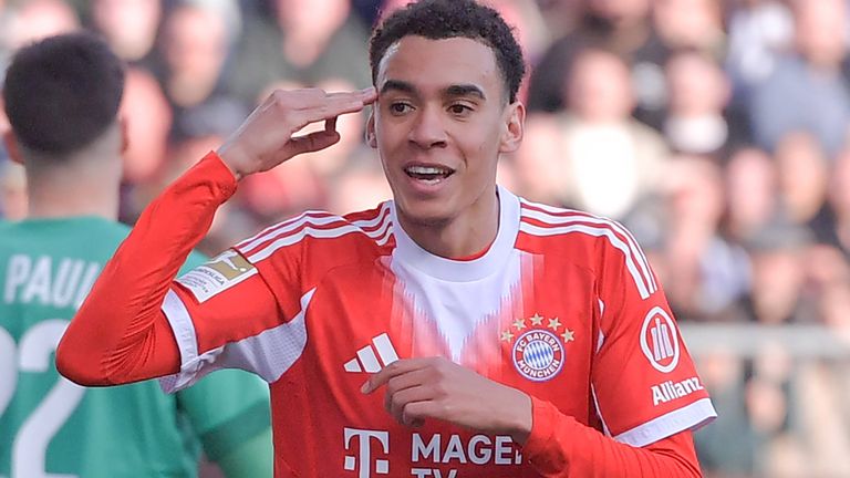 Jamal Musiala glänzt beim 5:0-Sieg des FC Bayern beim FC St. Pauli.