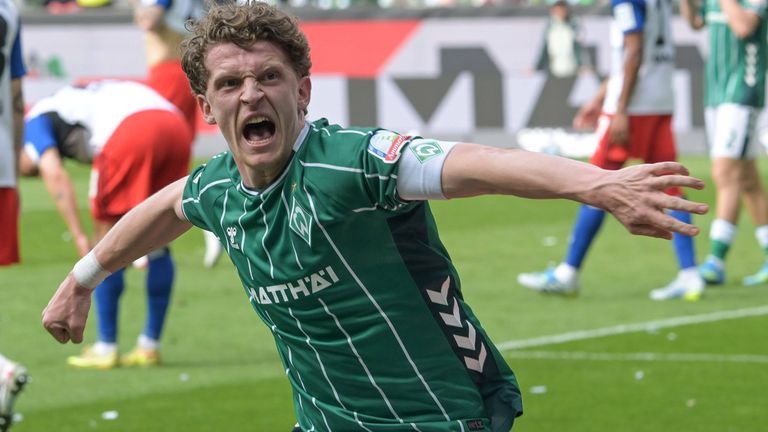 Doppel-Torschütze Jens Stage ist der Bremer Matchwinner im Nordderby gegen den Hamburger SV.