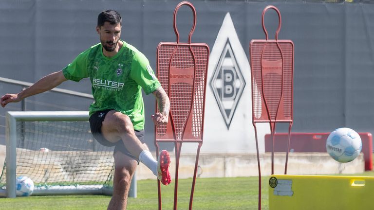 Steht nach seiner Miniskusverletzung wieder auf dem Trainingslpatz: Tim Kleindienst.