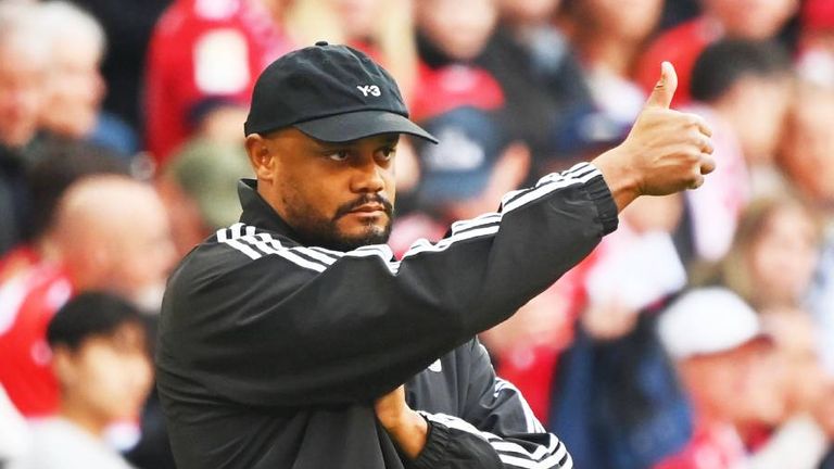 Vincent Kompany unterstützt den möglichen Bayern-Transfer von Anthony Gordon. 