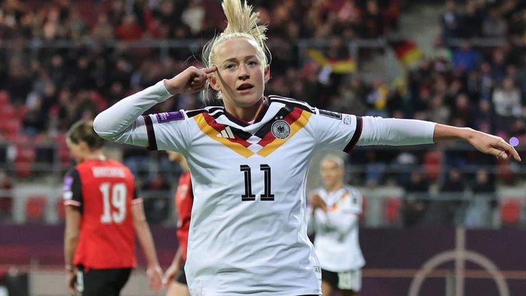 Lea Schüller und die DFB-Frauen fahren in der WM-Qualifikation gegen Österreich den dritten Sieg im dritten Spiel ein.