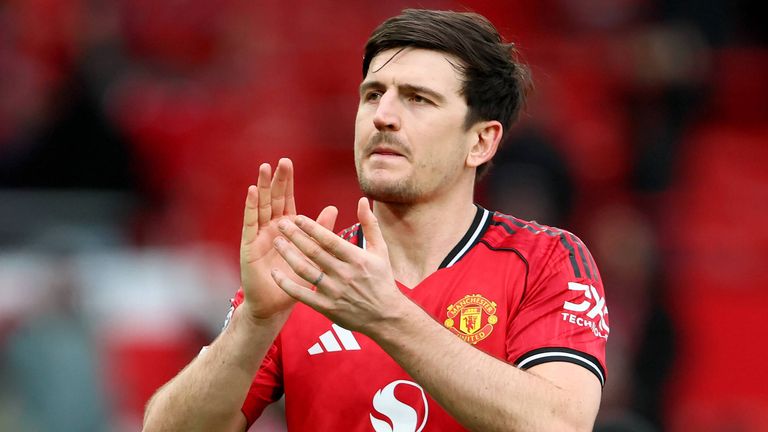 Harry Maguire wird auch weiterhin das Trikot der Red Devils tragen. 