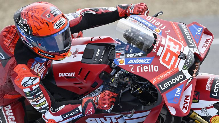 Marc Marquez gewinnt den Sprint in Jerez.