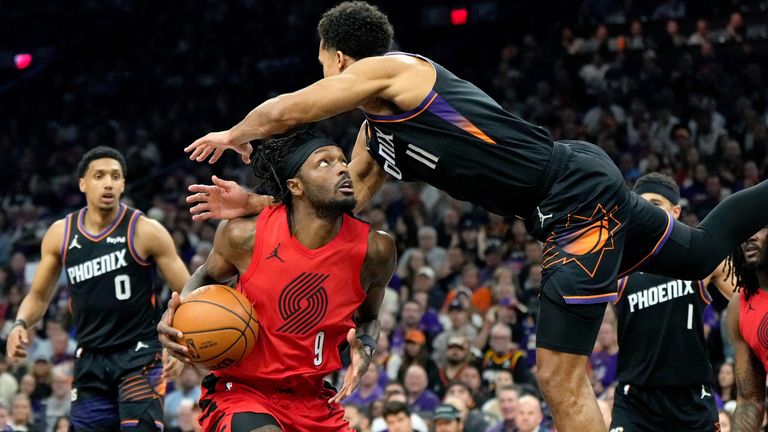 Portland-Star Jerami Grant zeigt gegen die Suns eine starke Leistung. 