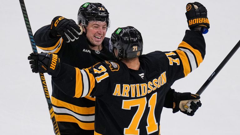 Nach fünf Niederlagen in Folge durften sich die Boston Bruins wieder über einen Sieg freuen. 