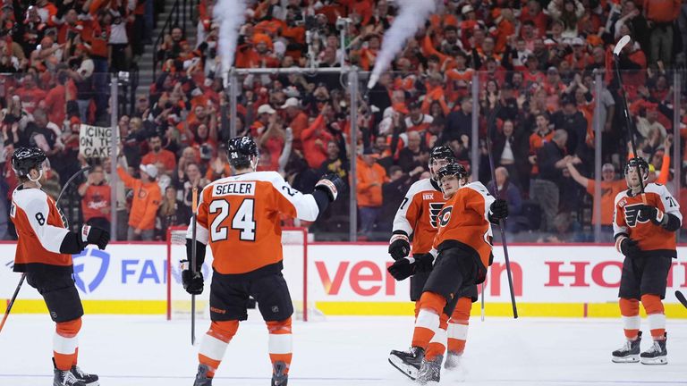 Die Philadelphia können den Einzug in Runde 2 heute mit einem Sieg perfekt machen. Spiel 5 gegen die Pittsburgh Penguins Live auf Sky Sport.