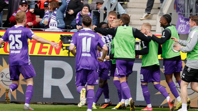 Der VfL Osnabrück siegt im Topspiel gegen Cottbus. 