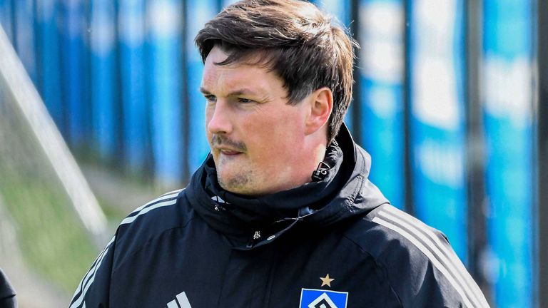 Merlin Polzin wird auch in der kommenden Saison an der Hamburger Seitenlinie stehen. 