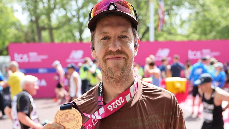 Sebastian Vettel beendete den London-Marathon in unter drei Stunden.