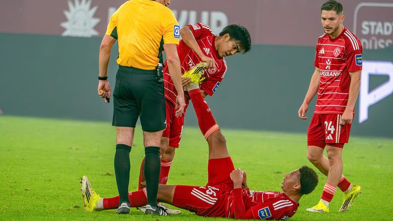 Satoshi Tanaka (l.) und Sima Suso (u.) fehlen der Fortuna verletzungsbedingt.