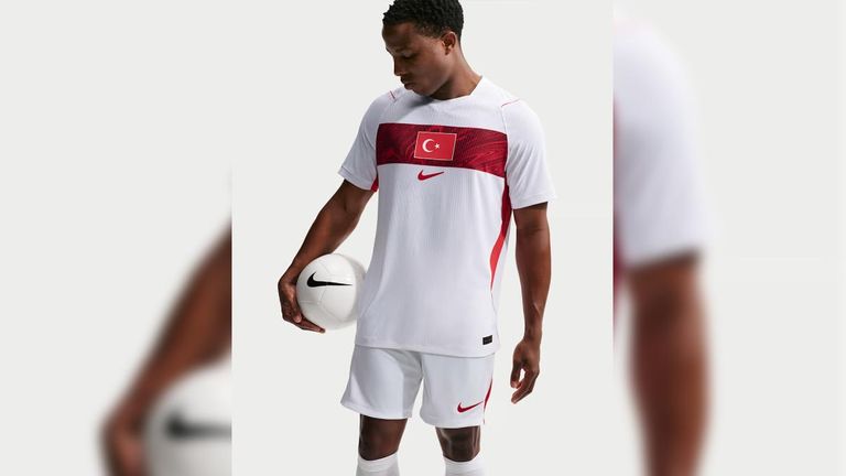 TÜRKEI: Auswärtstrikot (Quelle: Nike)