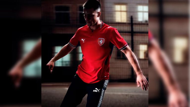 TSCHECHIEN: Heimtrikot (Quelle: Puma)