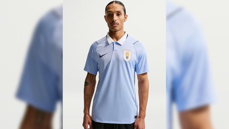 URUGUAY: Heimtrikot (Quelle: FIFA Store)