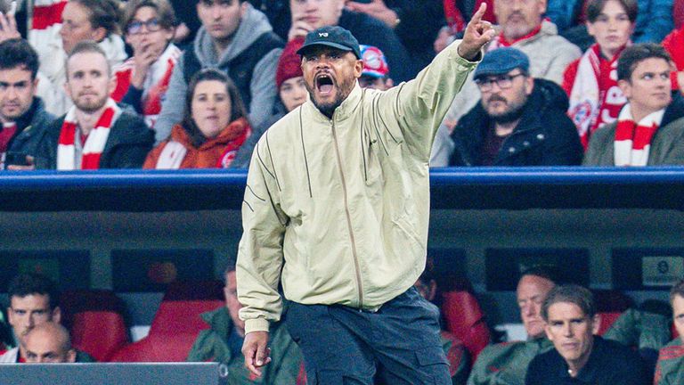 Bayern-Trainer Vincent Kompany sieht gegen Real Madrid seine dritte Gelbe Karte im Wettbewerb.