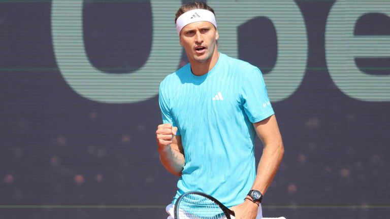 Alexander Zverev zieht in München ins Halbfinale ein.
