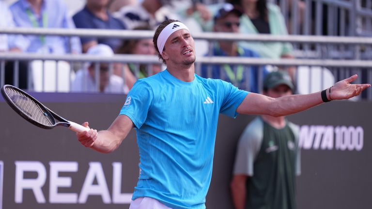 Alexander Zverev scheitert beim ATP-Masters in Rom im Achtelfinale an Luciano Darderi.