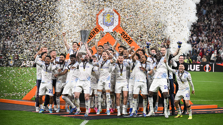 Aston Villa schlägt im Mai 2026 im Finale der Europa League den SC Freiburg mit 3:0. 