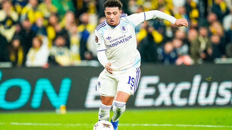 Jadon Sancho ist in dieser Saison von Manchester United an Aston Villa ausgeliehen.