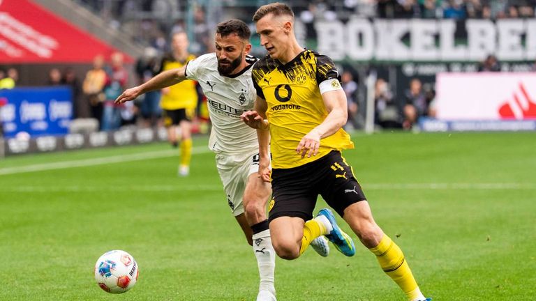 Beim Borussen-Duell gastiert Dortmund in Gladbach.