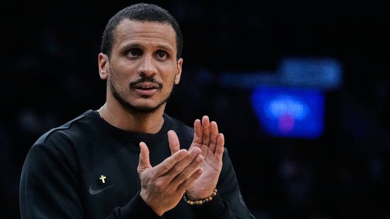 Joe Mazzulla steht seit 2022 an der Seitenlinie von den Boston Celtics.