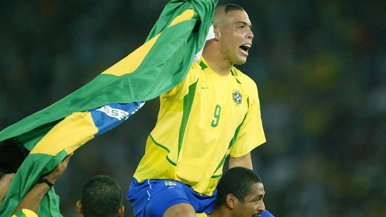 PLATZ 1: Brasilien (247 Punkte, 129 Tordifferenz)